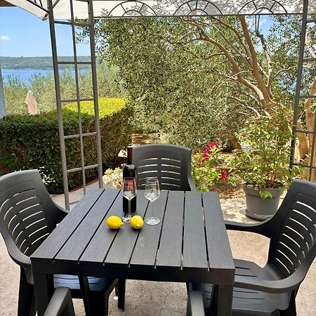 Apartmani Knezevic Posedarje Esterno foto