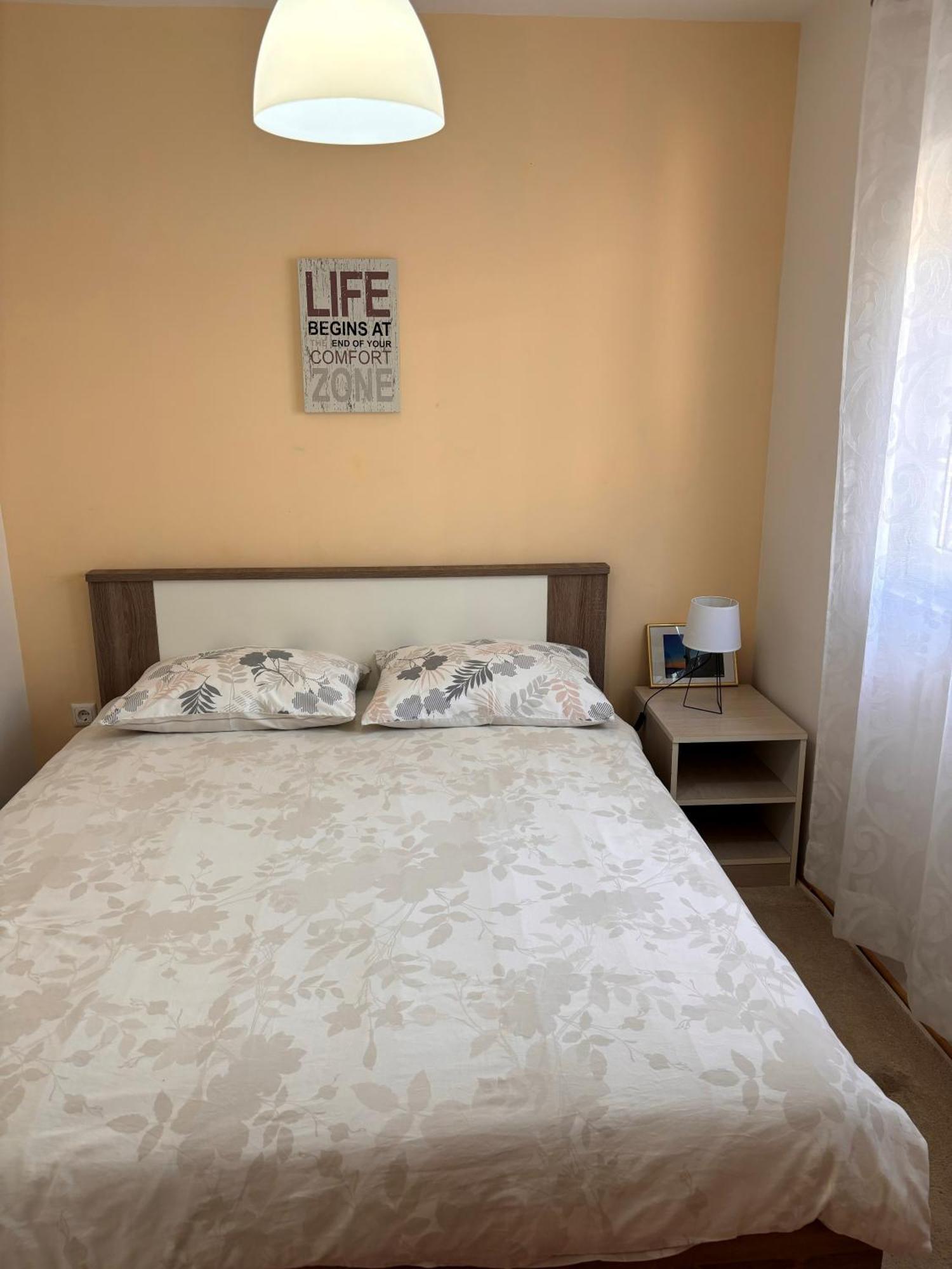 Apartmani Knezevic Posedarje Esterno foto