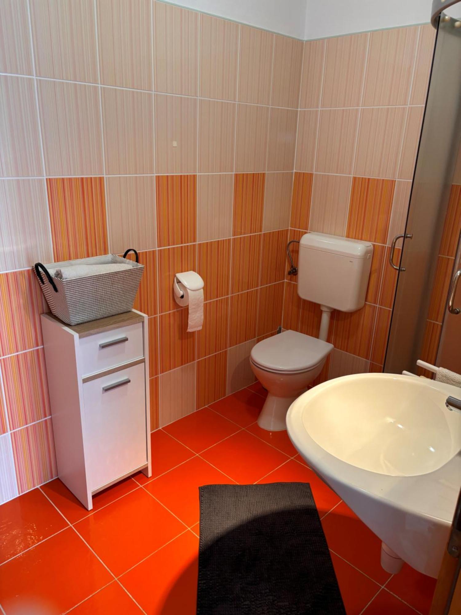 Apartmani Knezevic Posedarje Esterno foto
